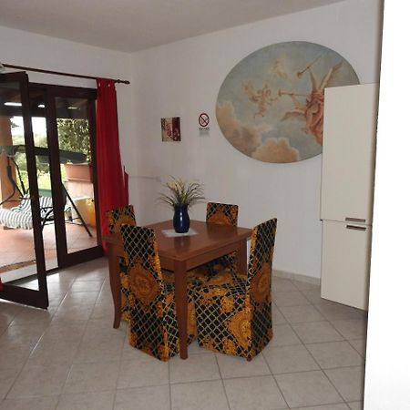 Residence Villa Smeralda Telti エクステリア 写真
