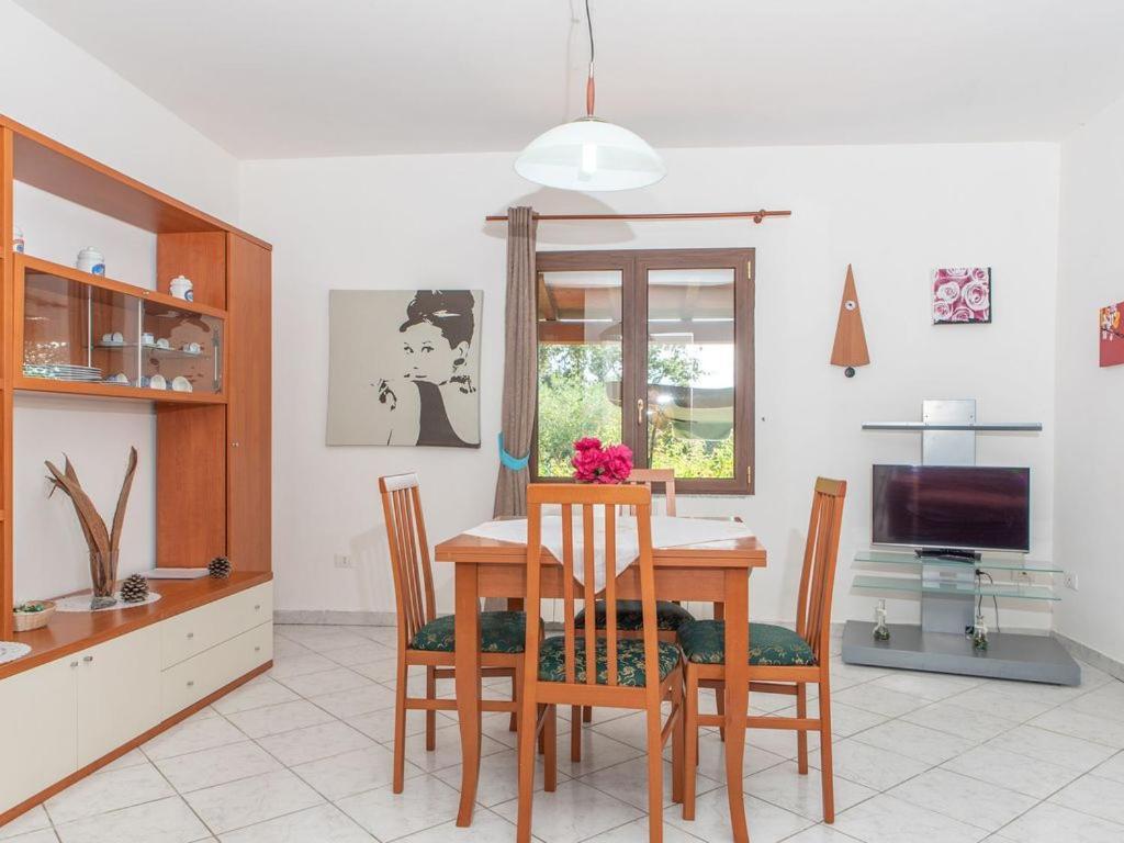 Residence Villa Smeralda Telti エクステリア 写真