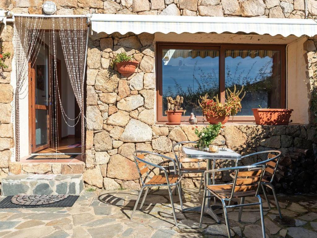 Residence Villa Smeralda Telti エクステリア 写真